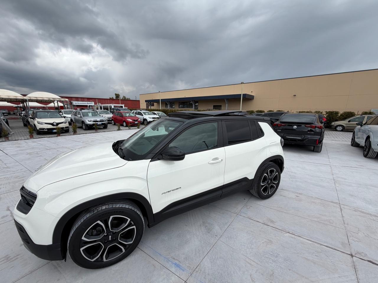 Jeep Avenger 1.2 Turbo 100 CV Summit