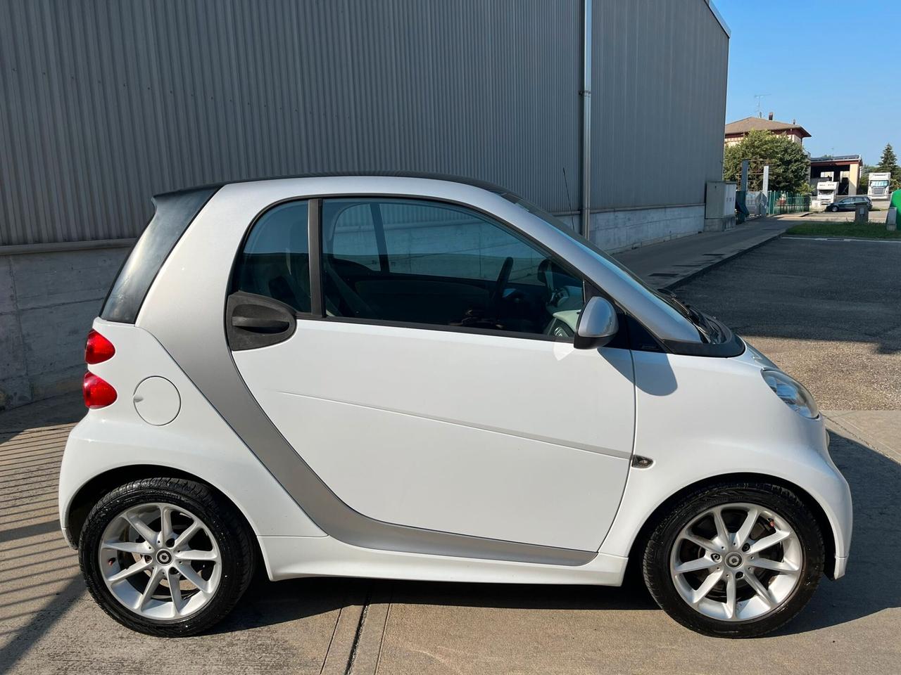 Smart ForTwo 800 40 kW coupé passion cdi