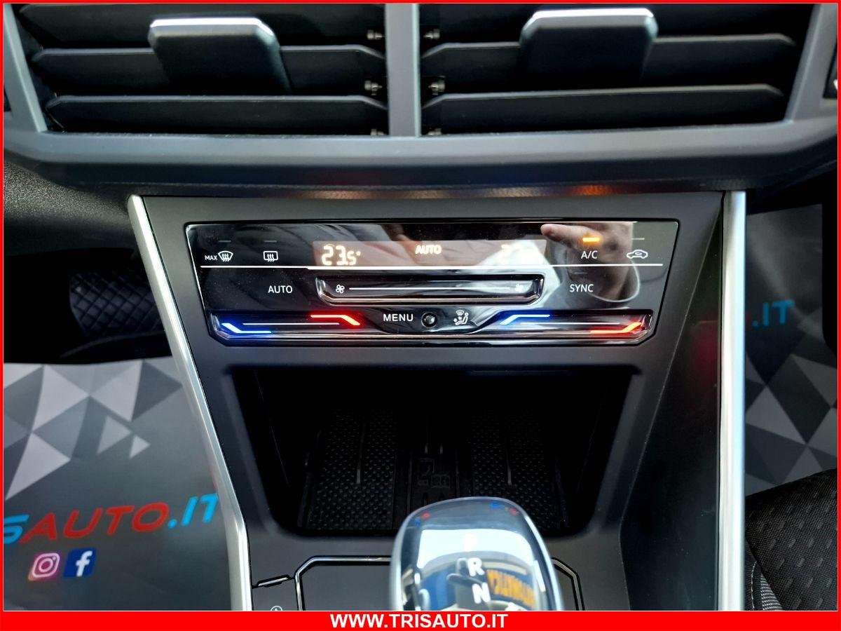 VOLKSWAGEN Polo 1.0 TSI DSG Life NEOPATENTATI (FARI LED+NAVI)