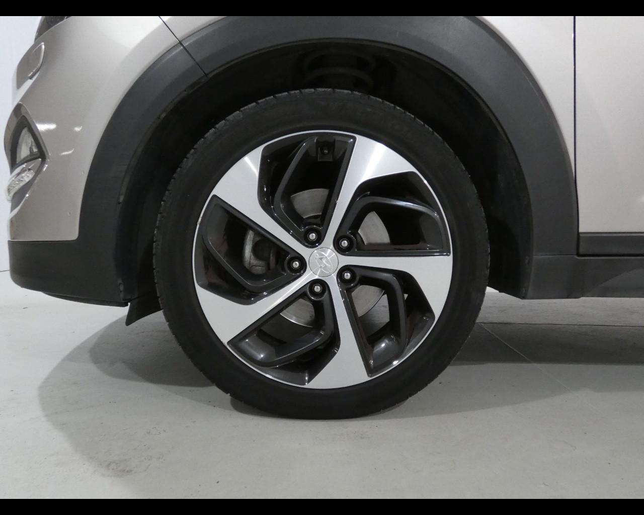 HYUNDAI Tucson 2ª serie - Tucson 1.7 CRDi Sound Edition
