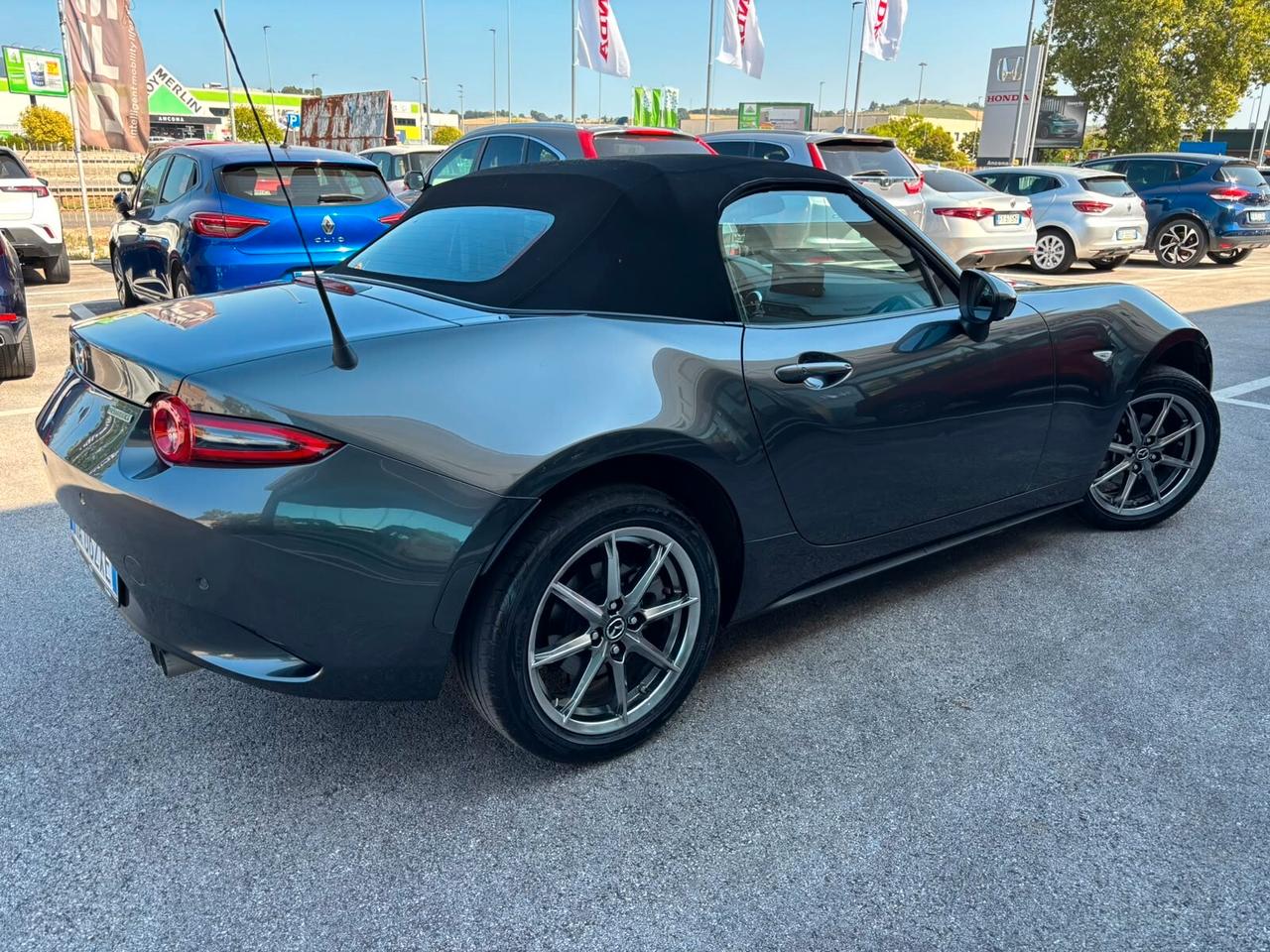 Mazda MX-5 1.5L Skyactiv-G RF Homura