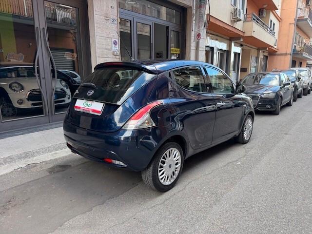 Lancia Ypsilon 1.3 MJT 95 CV Gold Euro 6