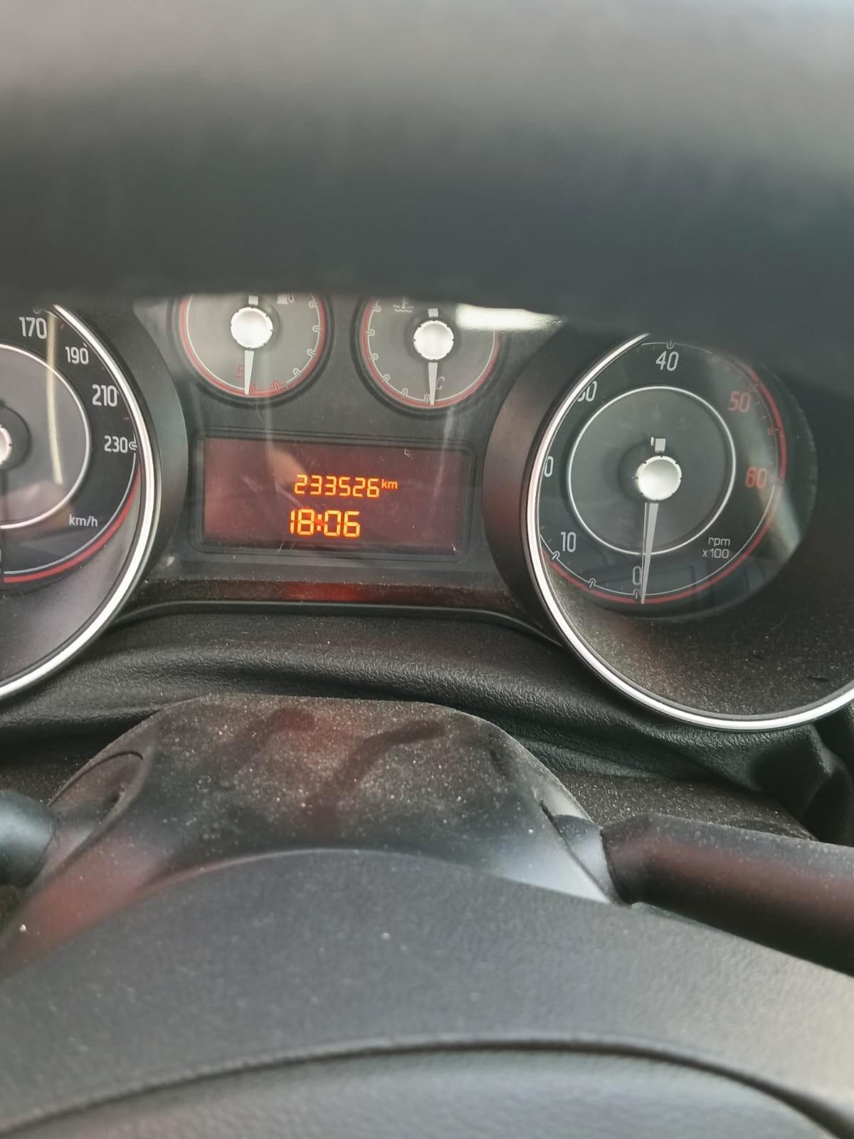 Fiat Punto 1.3 MJT II 75 CV 5 porte Virgin Radio