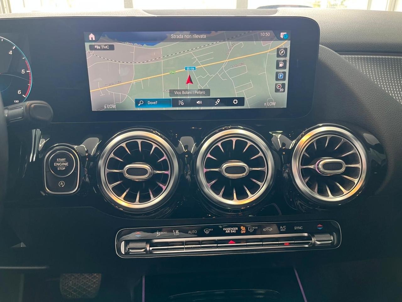 Mercedes-benz GLA 200 d Automatic Premium TETTO APRIBILE UNICO PROPRIETARIO