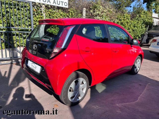 TOYOTA Aygo 1.0 VVT-i 69 CV 5 porte x-clusiv