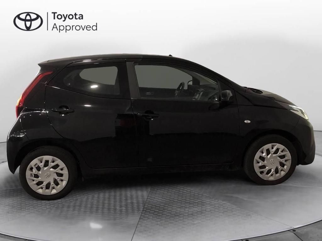 Toyota Aygo 5 Porte 1.0 VVT-i x-play