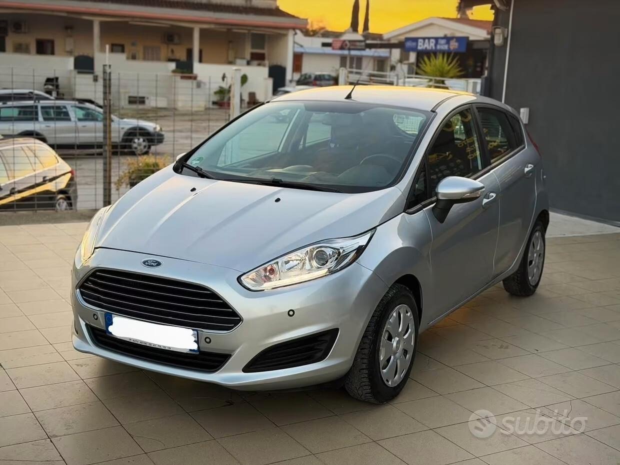 Ford Fiesta 1.5 TDCi 95CV 5 porte Black& White Edition