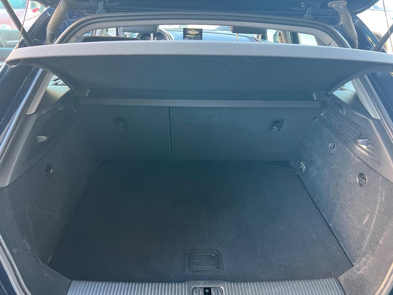 Audi A3 SPB 30 g-tron S tronic Business