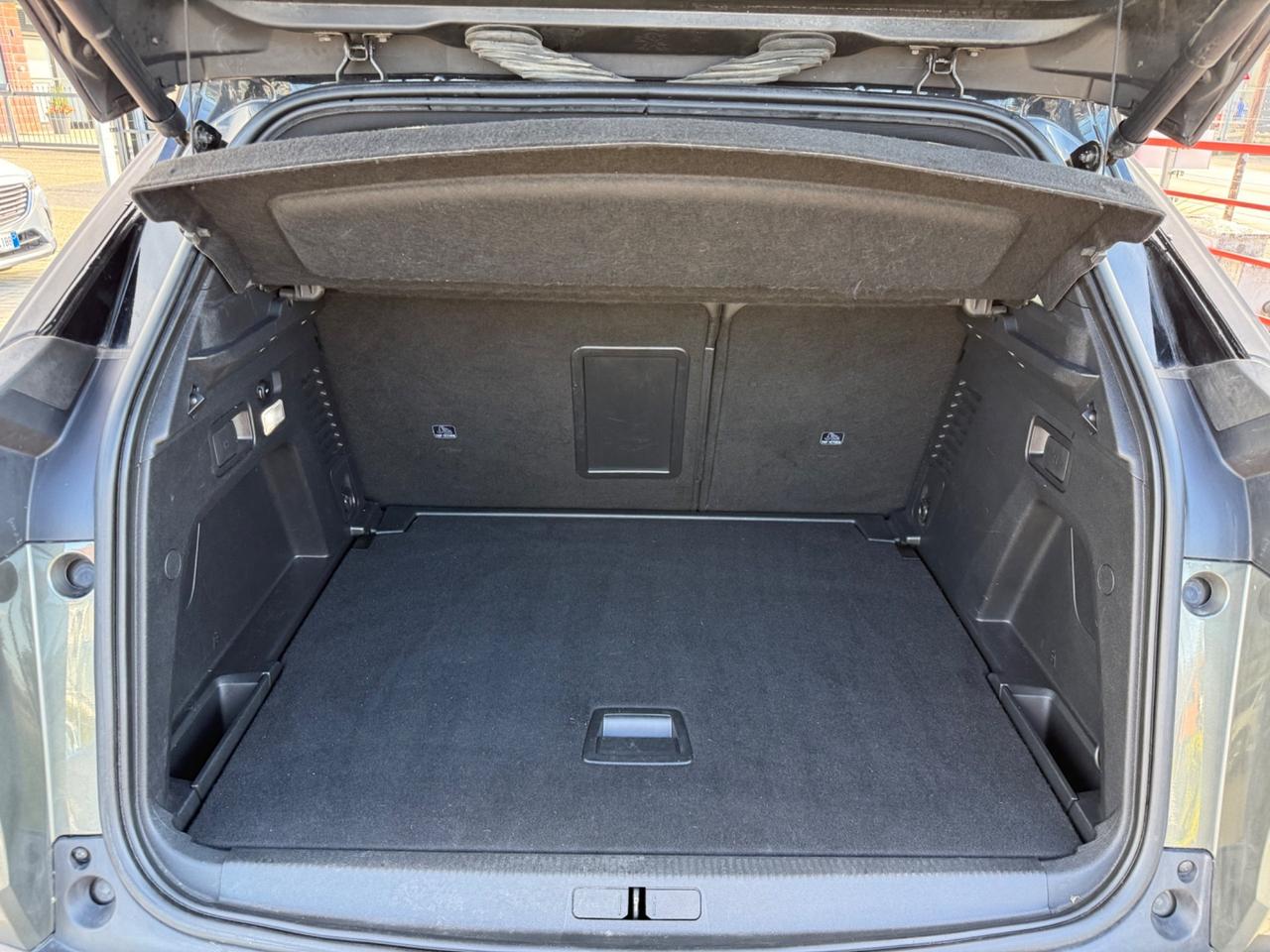 Peugeot 3008 BlueHDi 130 S&S EAT8 GT Line