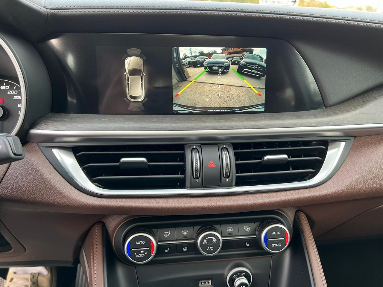 Alfa Romeo Stelvio 2.2 Turbodiesel 210 CV AT8 Q4 B-Tech TETTO APRIBILE