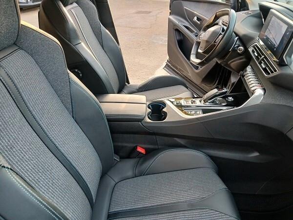 PEUGEOT 5008 1.5 BLUEHDi 130 CV EAT8 7 POSTI ALLURE PACK
