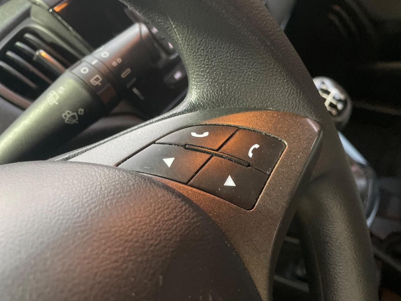 Lancia Ypsilon 1.2 69 CV 5 porte S&S Elefantino Blu ITALIA