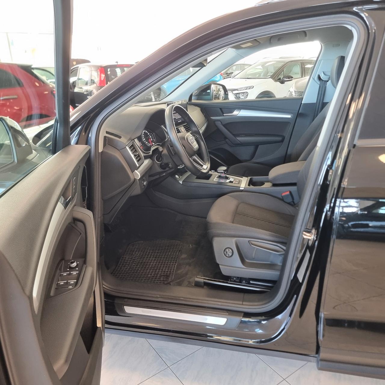 Audi Q5 Business 2.0 TDI 204cv 40 Quattro S-tronic Euro 6D