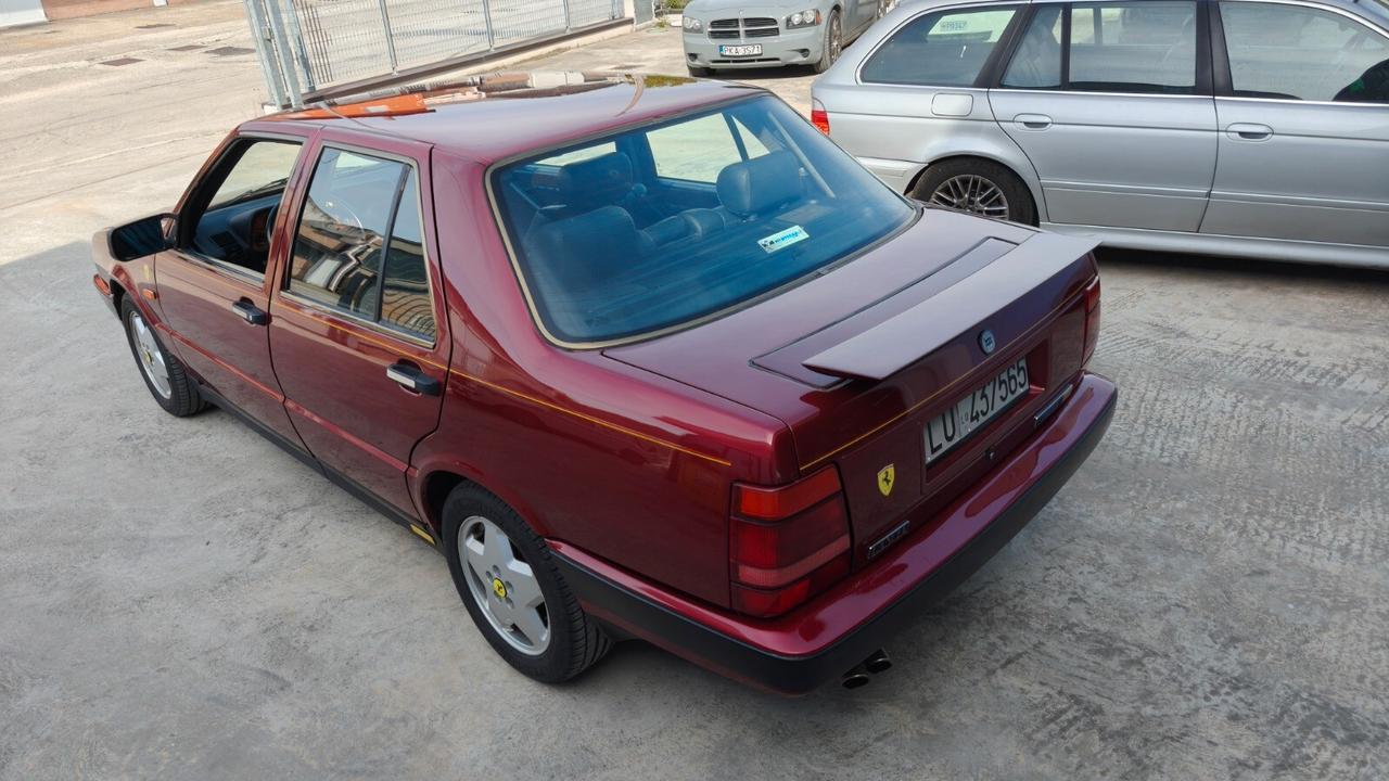 Lancia Thema 8.32