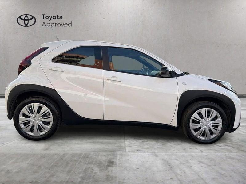 Toyota Aygo X Aygo X 1.0 Active 72cv