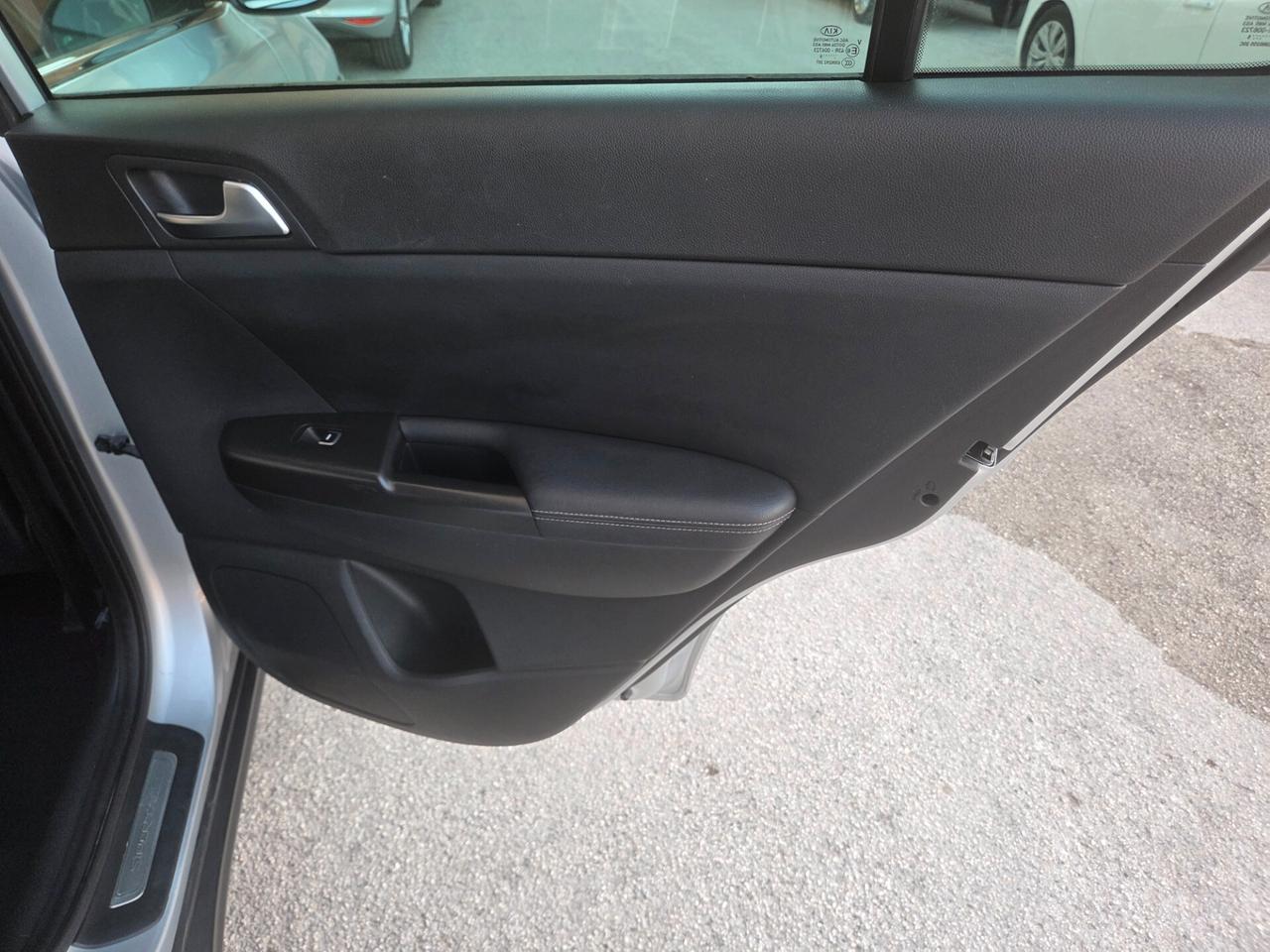 KIA SPORTAGE 1.7 115 CV TETTO APRIBILE SOLI KM 100000 CERTIF