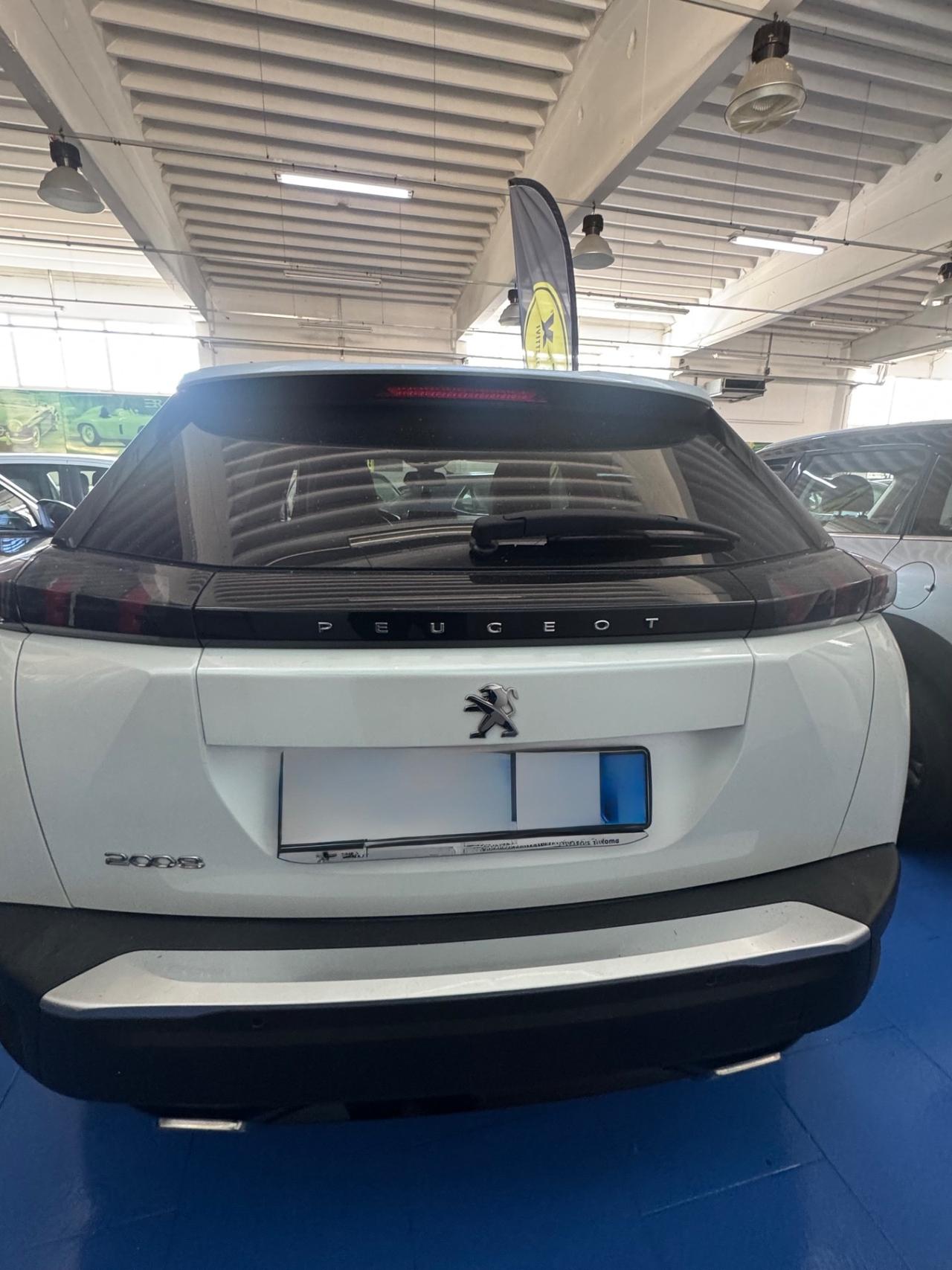 Peugeot 2008 PureTech 130 S&S EAT8 Active