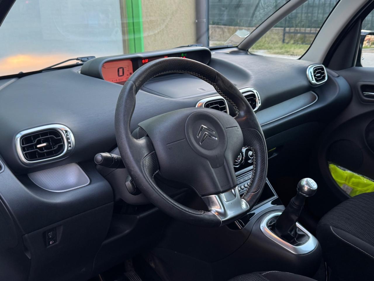 Citroen C3 Picasso 1.4 VTi 95 Exclusive Style Theatre