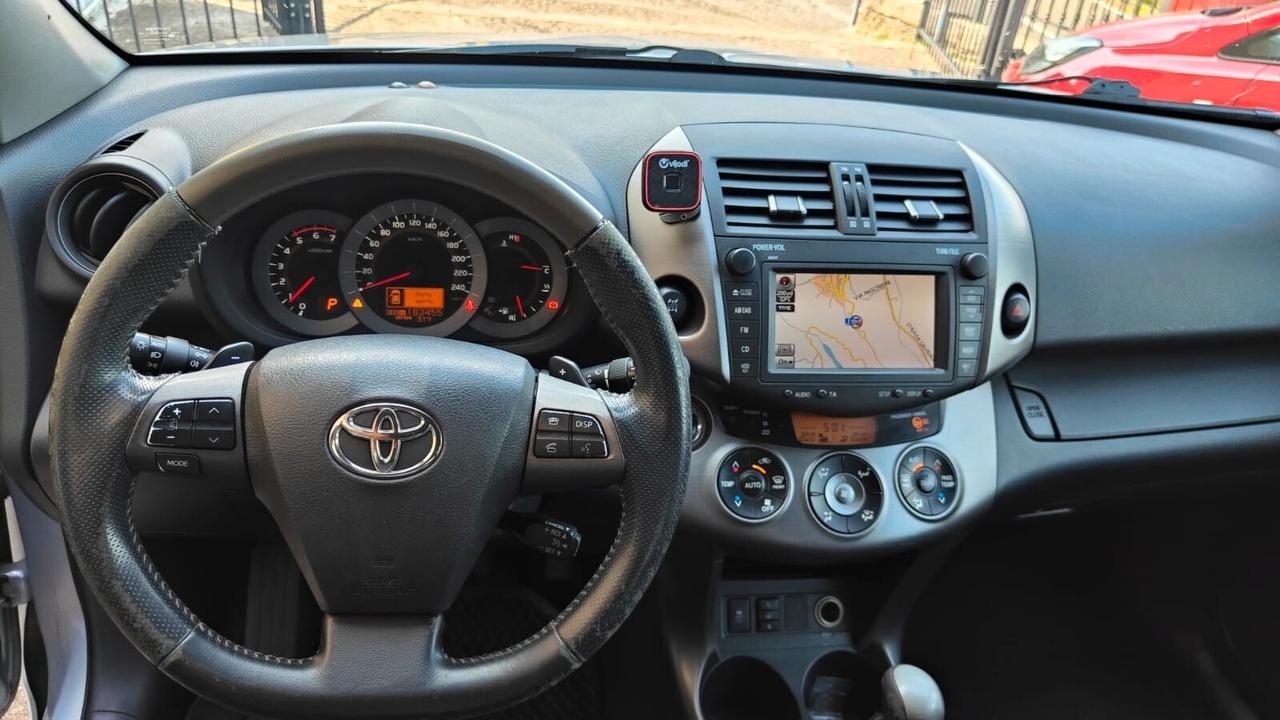 Toyota RAV 4 RAV4 Crossover 2.2 D-4D 150 CV DPF Luxury