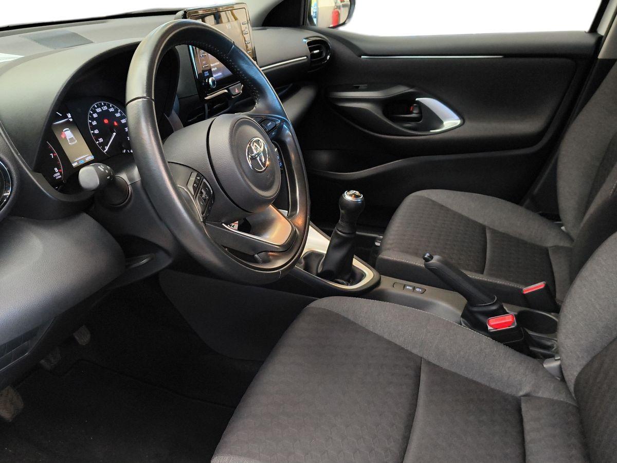 TOYOTA Yaris 4ª serie - Yaris 1.0 5 porte Active