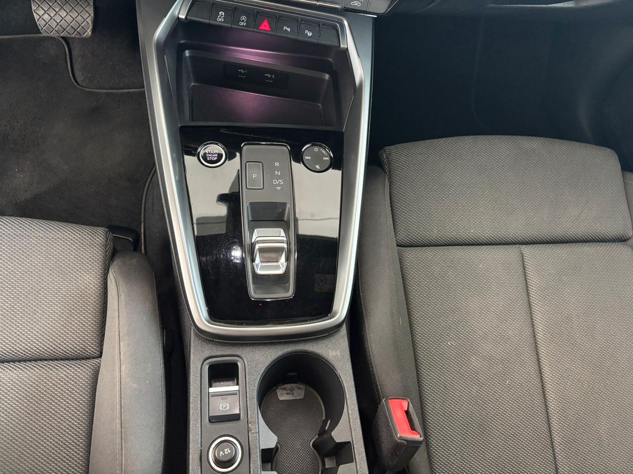 Audi A3 Sedan 35 TDI S tronic line edition