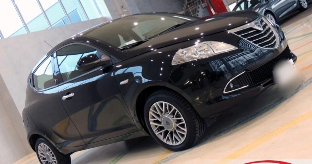 Lancia Ypsilon 1.3 MJT 16V 95 CV 5 porte S&S Platinum