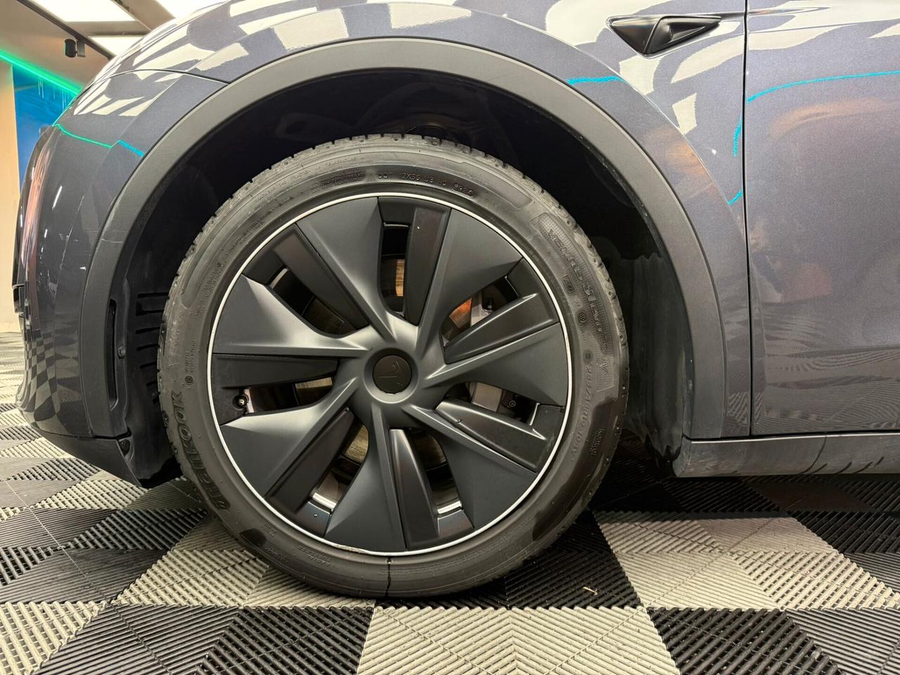 Tesla Model Y RWD (222)