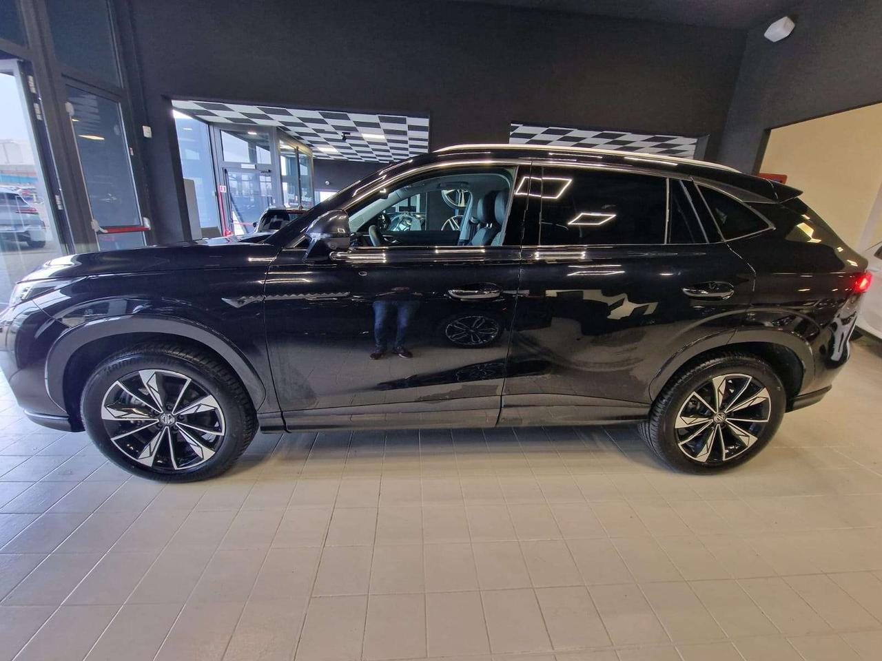 MG HS HS 1.5 Luxury auto