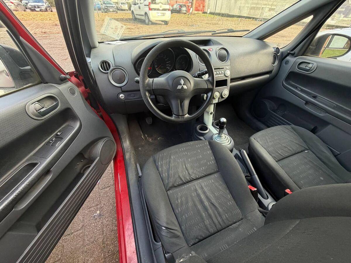 Mitsubishi Colt VIII 2004 CZ3 1.1 12v Inform