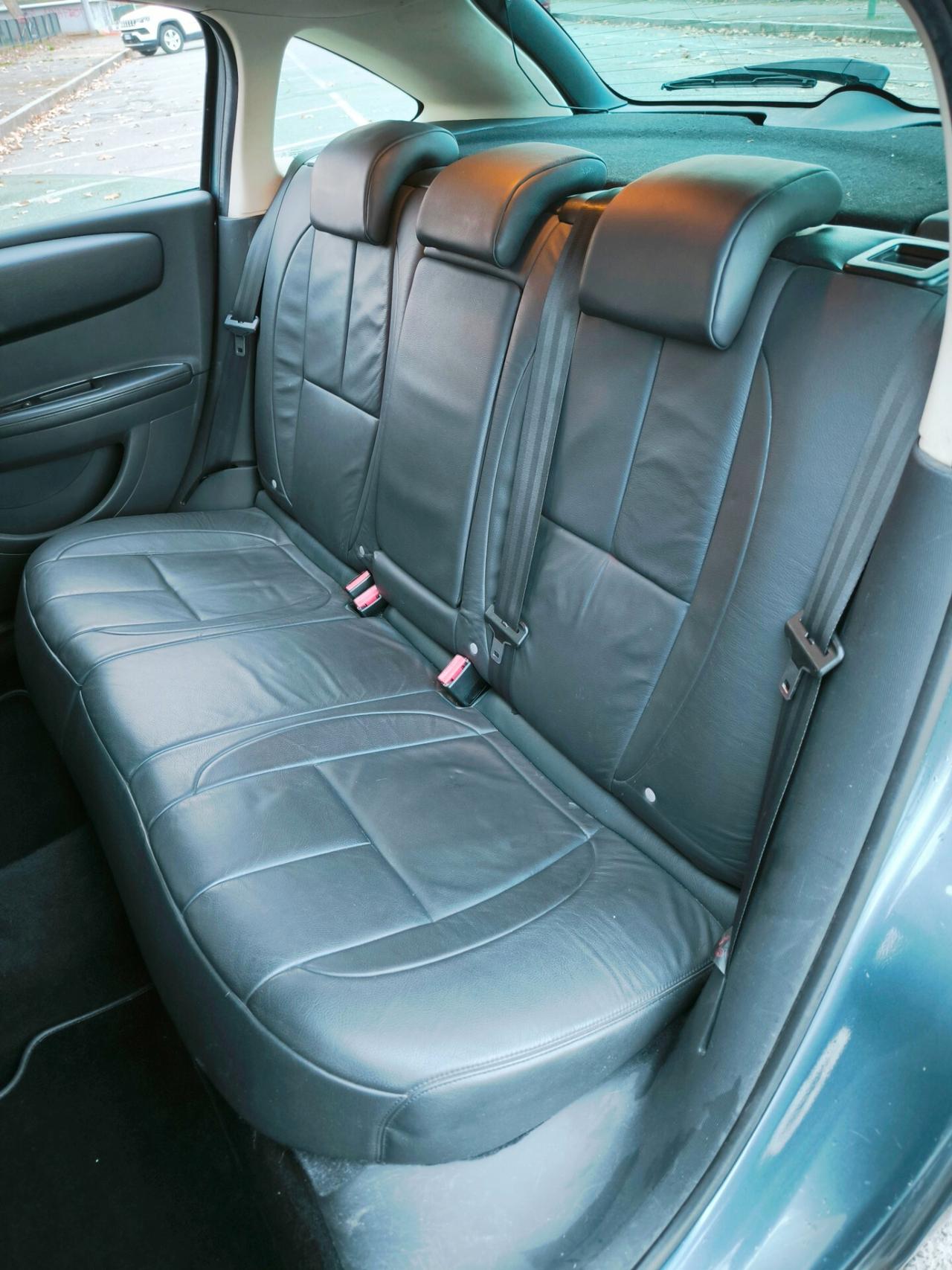 Citroen C4 2.0 HDi FAP Cashmere