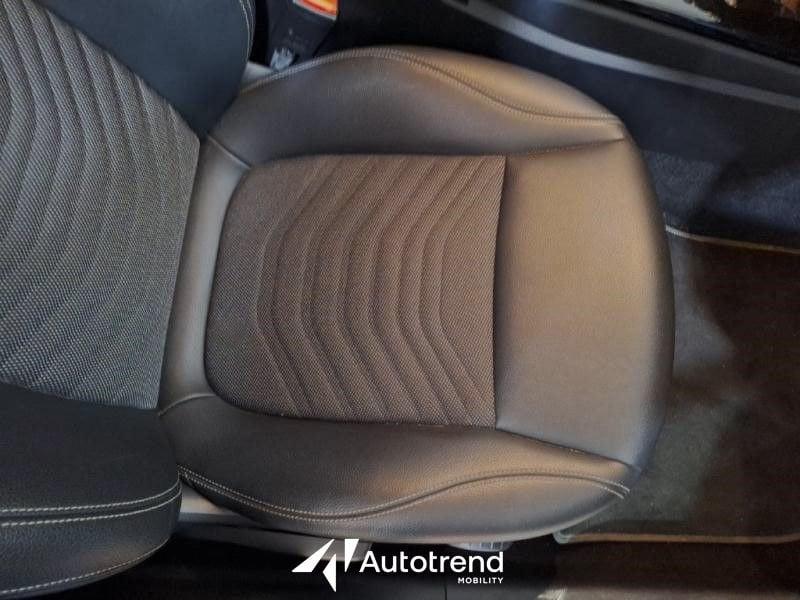 Mercedes-Benz Classe A 180 d 116 CV Automatica NAVI LED Business Extra