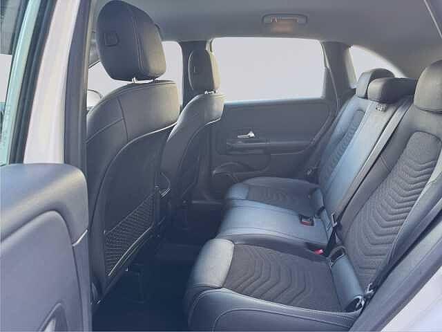 Mercedes-Benz B 180 B 180 Automatic Progressive Advanced