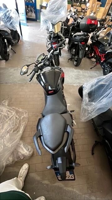 VOGE BRIVIDO 300 R