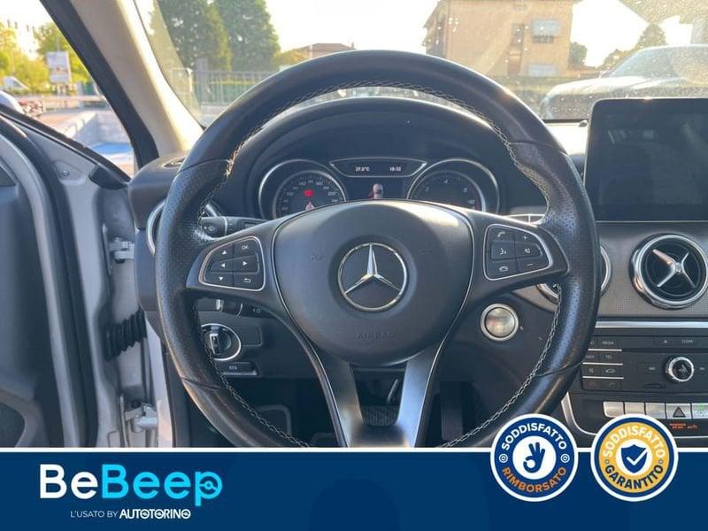 Mercedes-Benz GLA 200 D SPORT AUTO