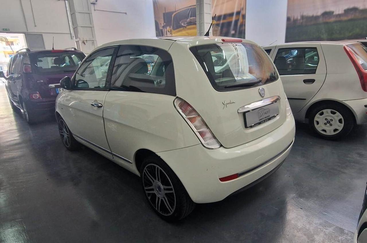 Lancia Ypsilon 1.2 69 CV Elle
