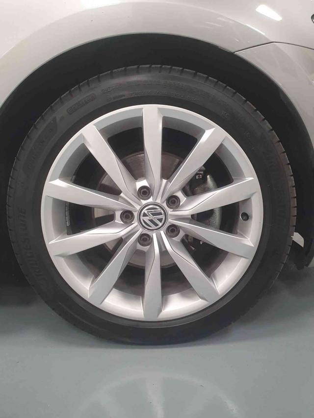 VOLKSWAGEN Golf 1.6 TDI 110 CV 5p. Highline BlueMotion Tec