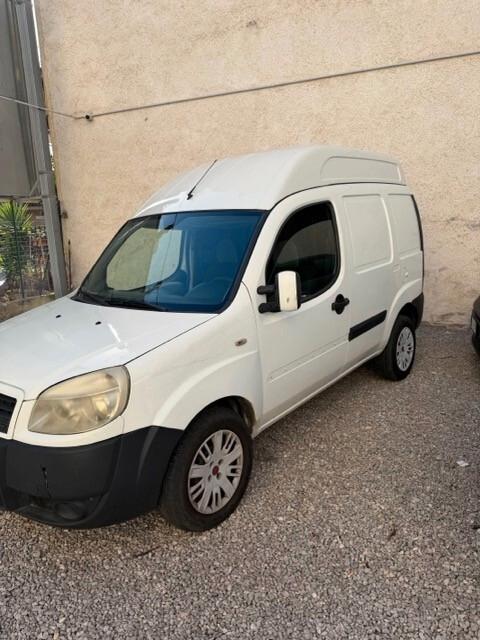 Fiat Doblo 1.9 JTD cat Cargo Lamierato SX