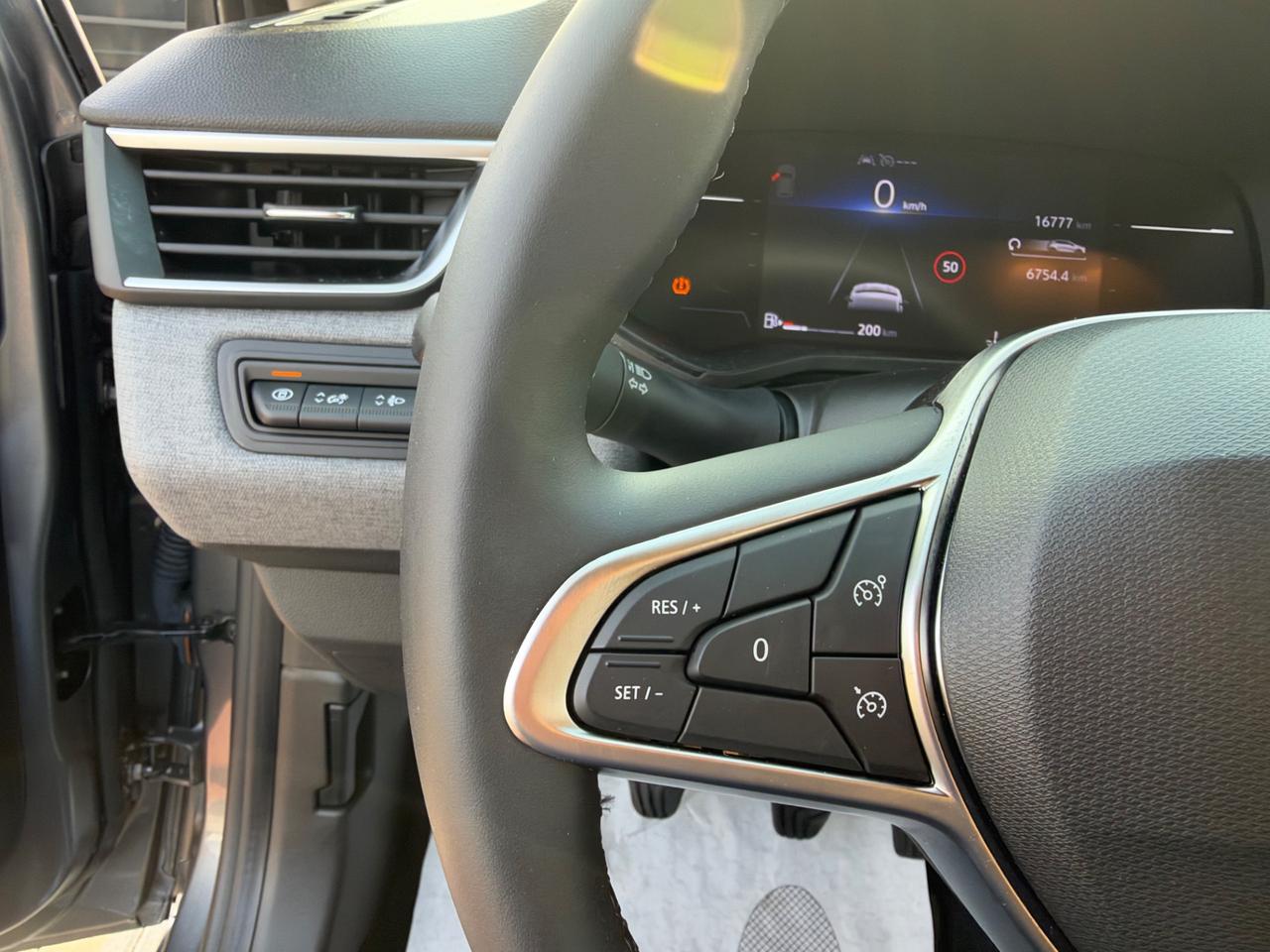 Renault Clio SCe 65 CV 5 porte Evolution NEOPATENTATI