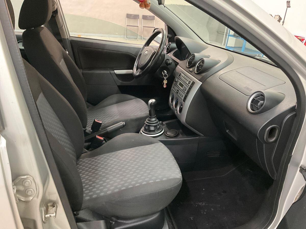 Ford Fiesta 1.2 benzina