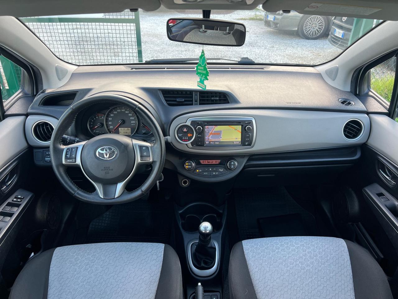 Toyota Yaris 1.0 5 porte Lounge