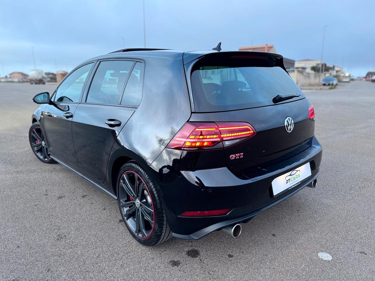 Volkswagen Golf 7.5 GTI Performance 245 CV TETTO*DSG*FULL