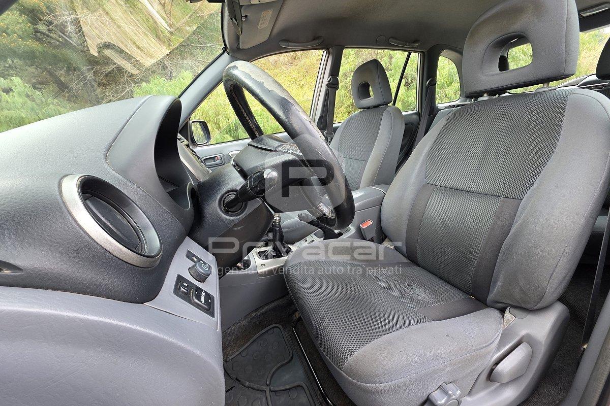 TOYOTA RAV4 2.0 Tdi D-4D cat 5 porte