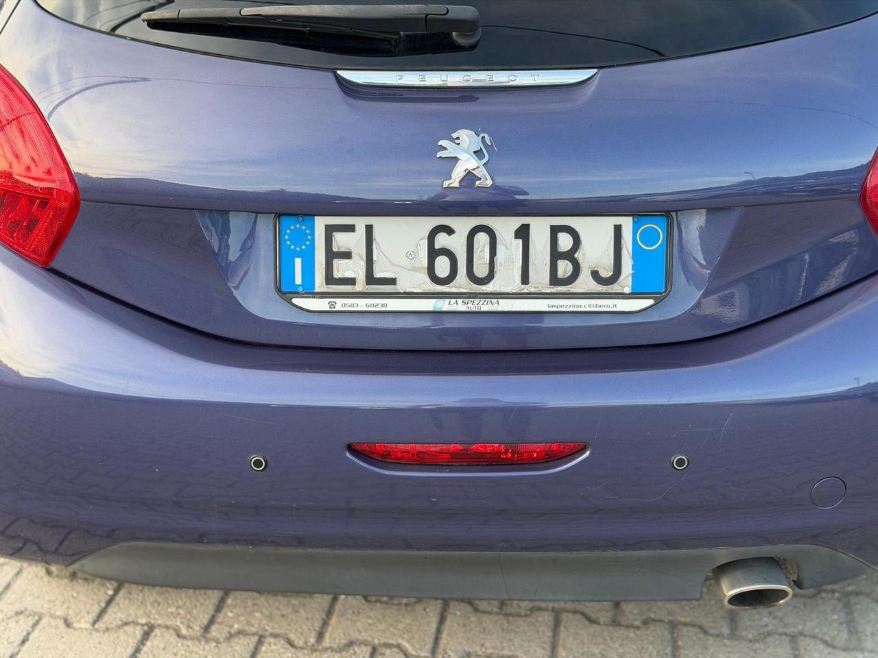 Peugeot 208 1.6 e-HDi 92 CV Stop&Start 3 porte Active