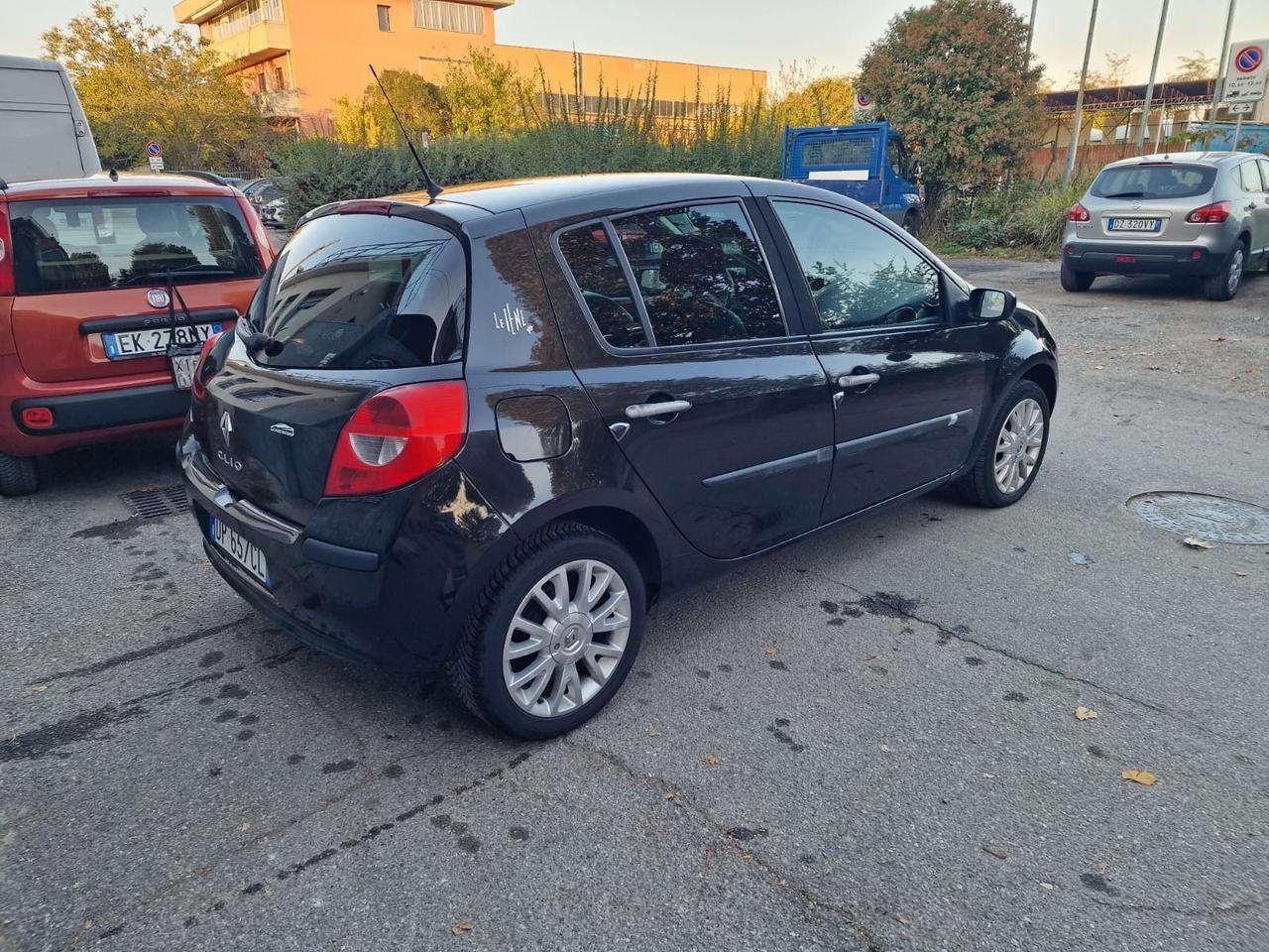 Renault Clio 1.2 16V TCE 100CV 5 porte Le Iene