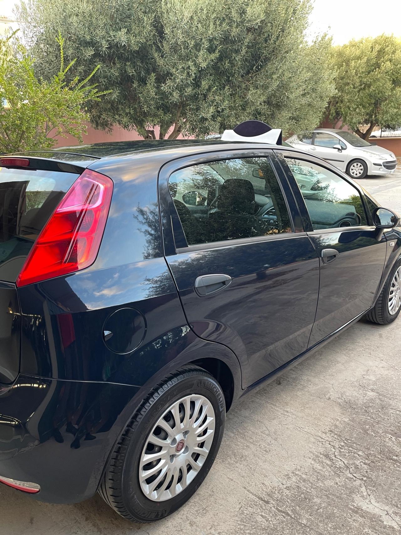 Fiat Punto 1.3 MJT II S&S 95 CV 5 porte Street