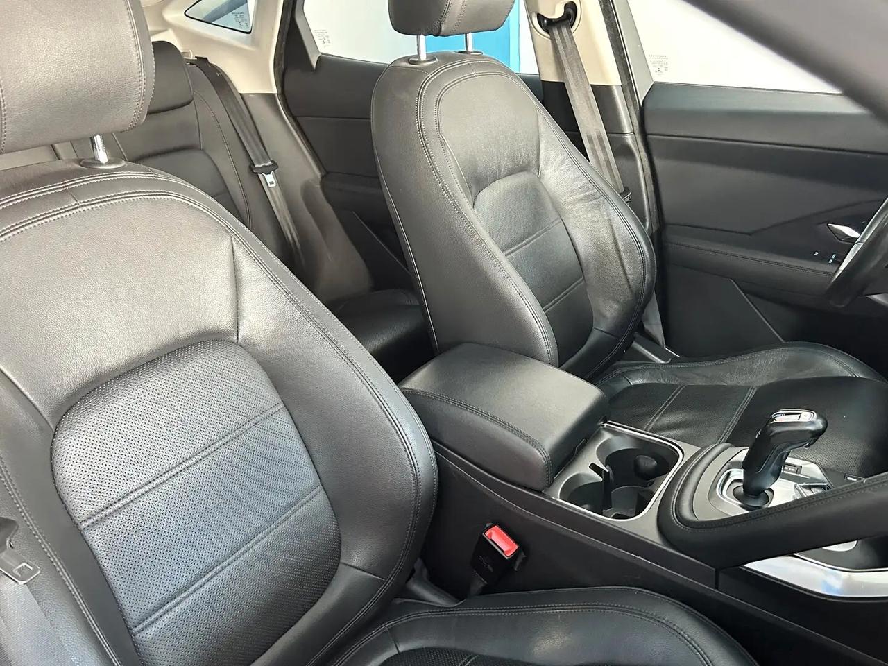 Jaguar E-Pace 2.0D 150 CV R-Dynamic