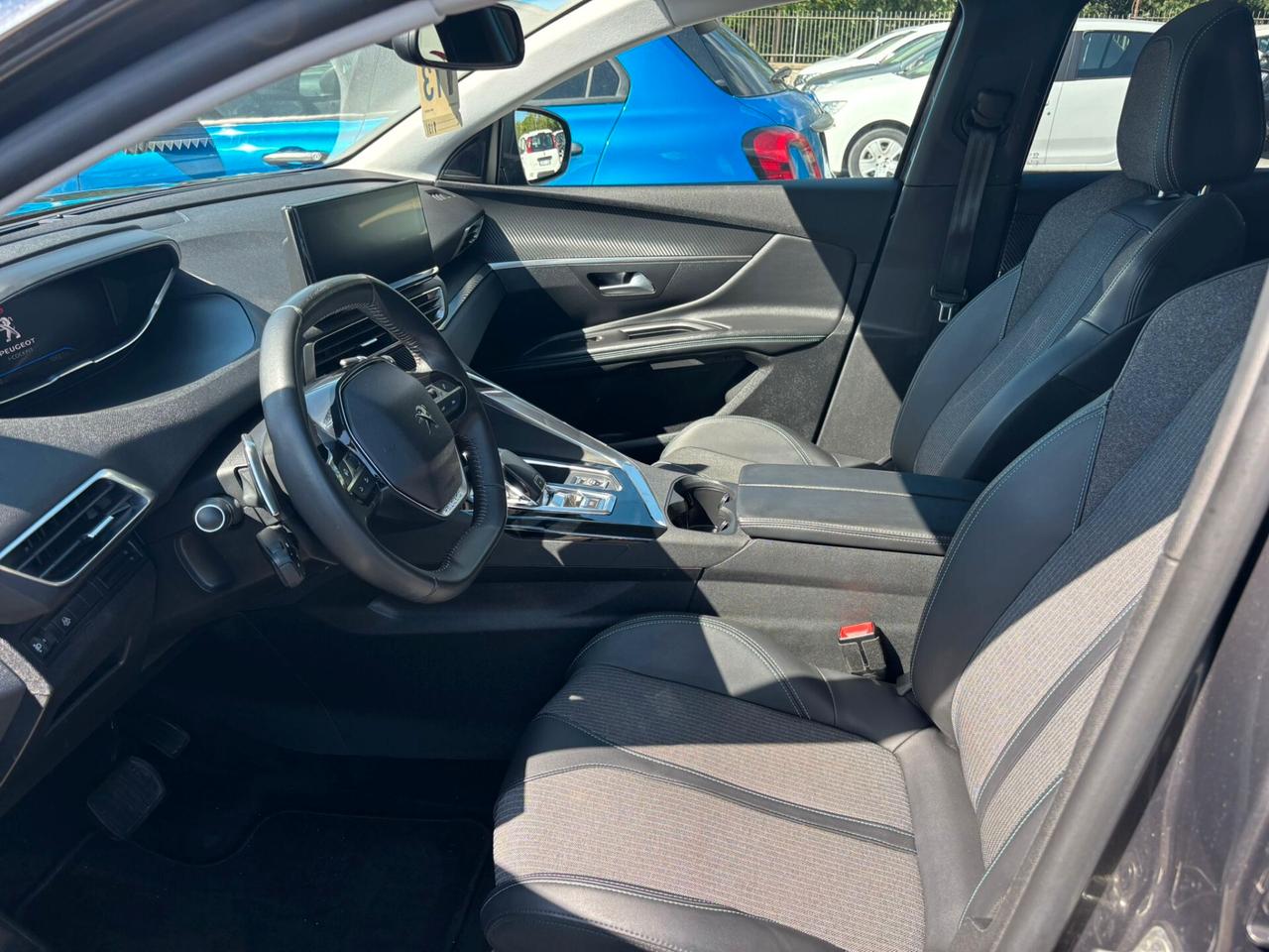 Peugeot 3008 ALLURE BlueHDi - 2022