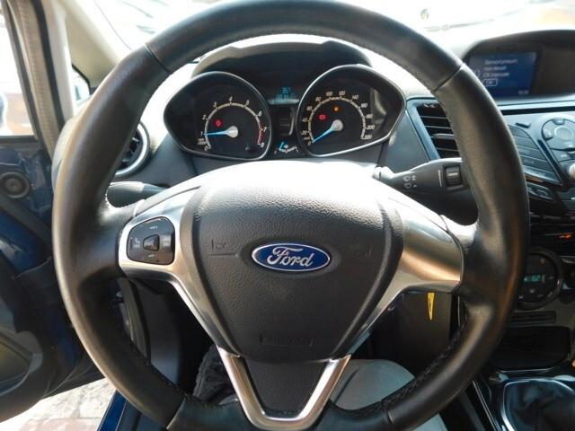 Ford Fiesta 1.4 5 porte Bz.- GPL Black & White Edition