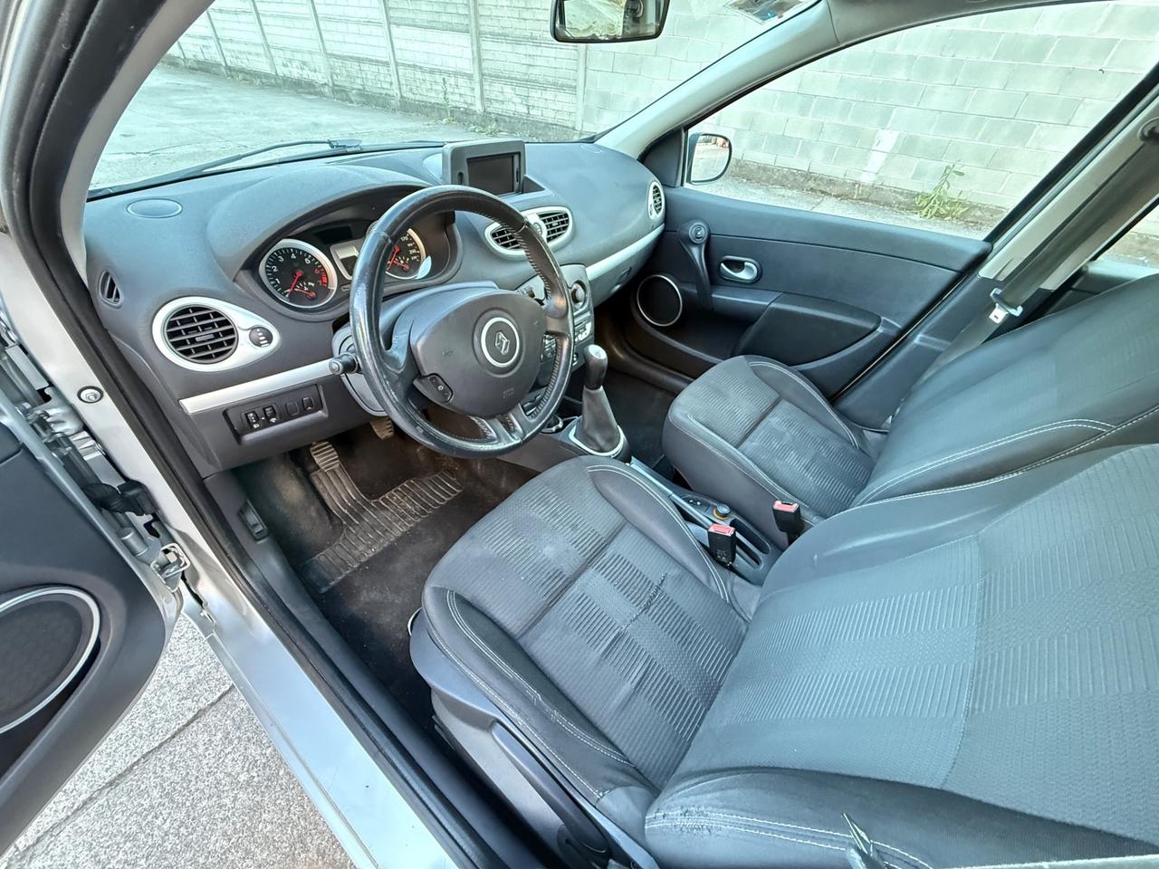 Renault Clio 1.2 16V 5 porte Confort