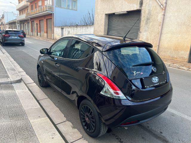 LANCIA Ypsilon 1.2 69 CV Elefantino Rosa